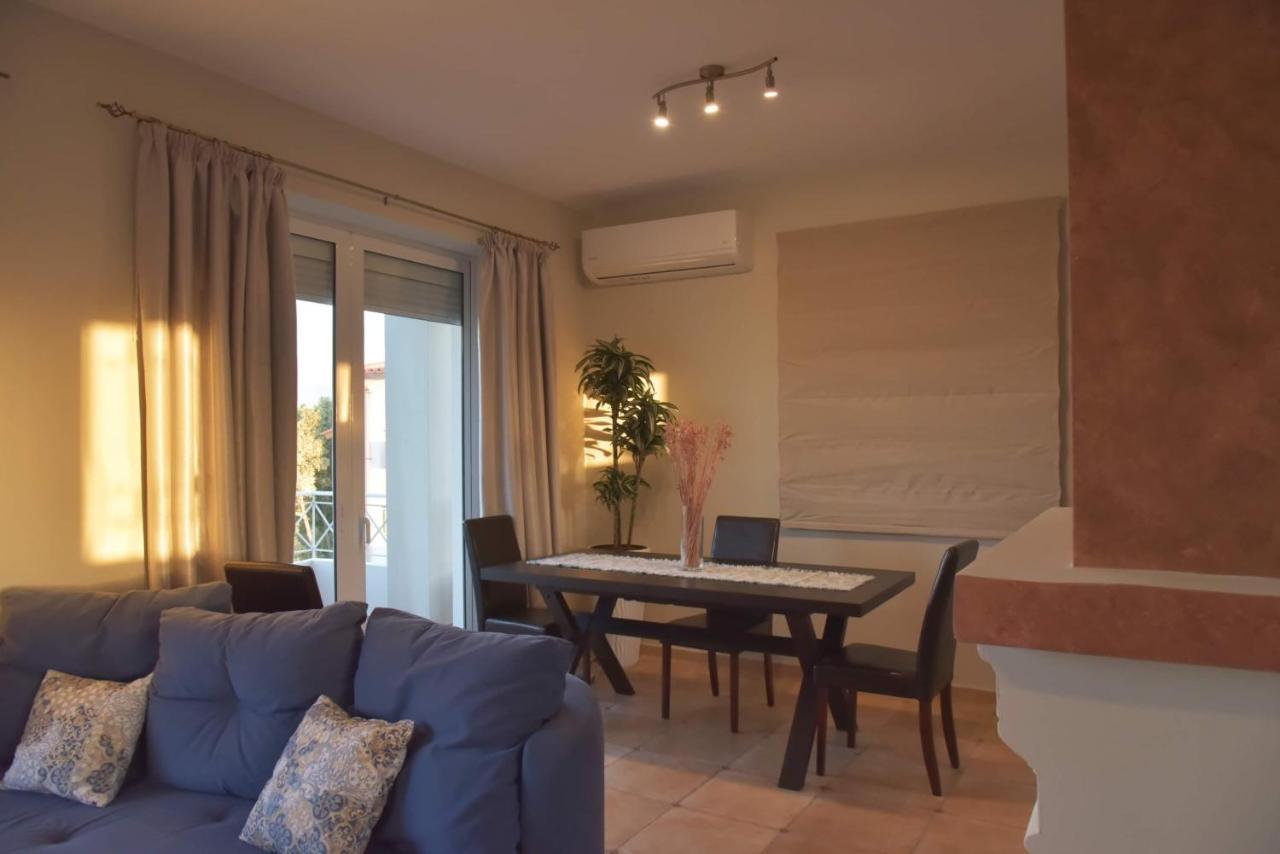 Villa Blue Vedere Gerani  Luaran gambar
